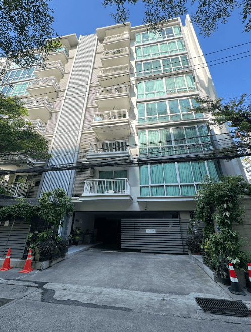 คอนโดมิเนียม Low-Rise ทำเลสวยใจกลางสุขุมวิท - ใกล้ BTS นานา - 1