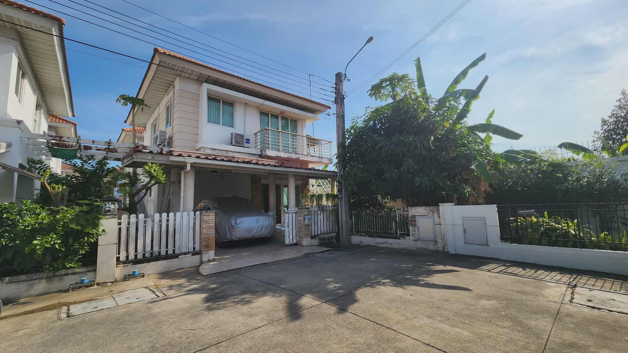 หมู่บ้านเดอะวิลล่า รัตนาธิเบศร์ (ท่าอิฐ) - บ้านแฝดหลังมุม ทำเลดี ใกล้รถไฟฟ้า มีพื้นที่สวน - 1