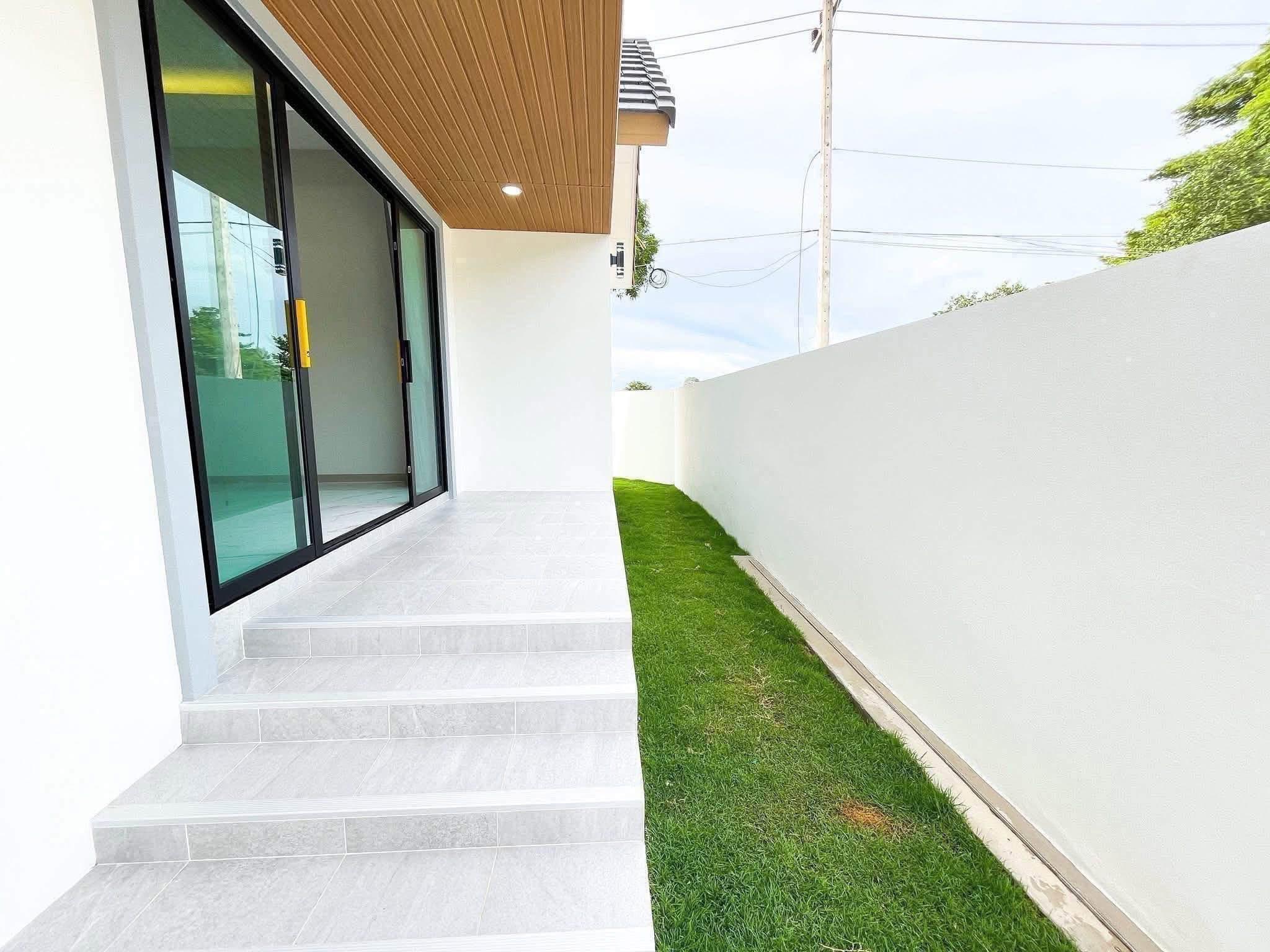 บ้านเดี่ยวสไตล์หรู โซนห้วยใหญ่ พัทยา (Presale) - 3
