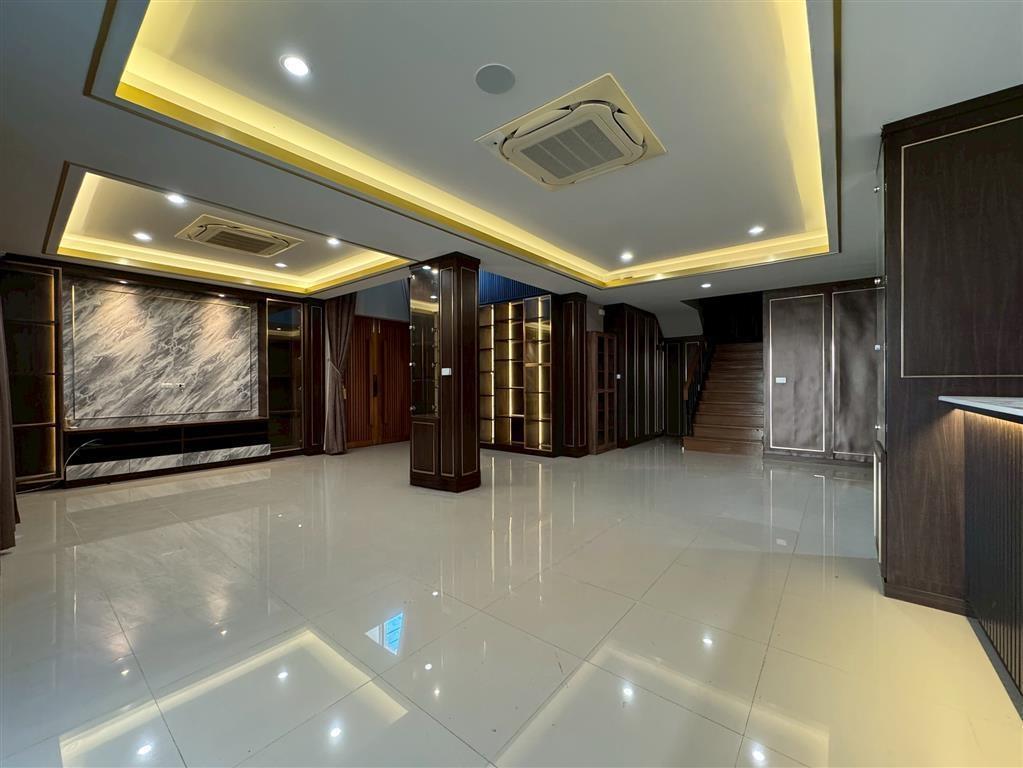 บ้านเดี่ยว 2 ชั้น - หมู่บ้านเคซี เนเชอรัลวิลล์ ร่มเกล้า 11 - 12