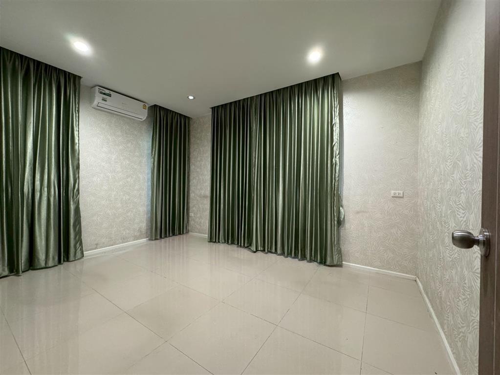 บ้านเดี่ยว 2 ชั้น - หมู่บ้านเคซี เนเชอรัลวิลล์ ร่มเกล้า 11 - 16