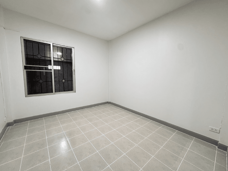 ทาวน์เฮ้าส์ชั้นเดียว รีโนเวทใหม่พร้อมอยู่ - หมู่บ้านเจษฎา 10 บ้านกรด - 7
