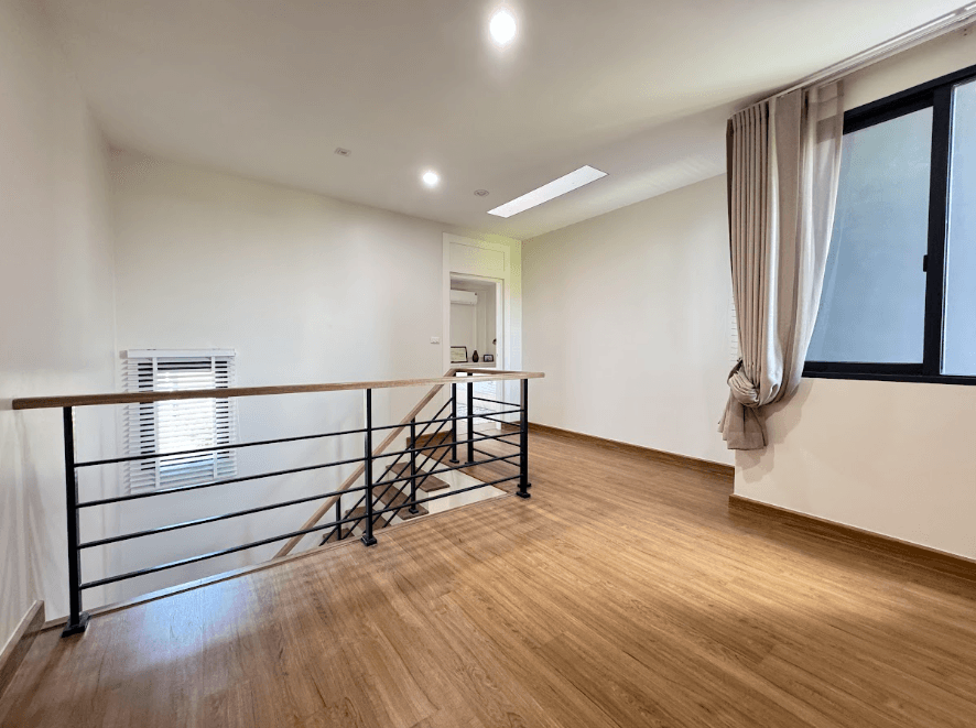 บ้านหรู 3 ชั้นตกแต่งครบสไตล์ Modern Scandinavian - โครงการ บ้านกลางเมือง สุขุมวิท 77 - 21