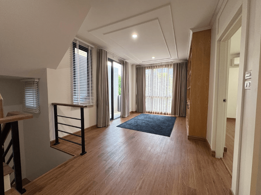 บ้านหรู 3 ชั้นตกแต่งครบสไตล์ Modern Scandinavian - โครงการ บ้านกลางเมือง สุขุมวิท 77 - 26