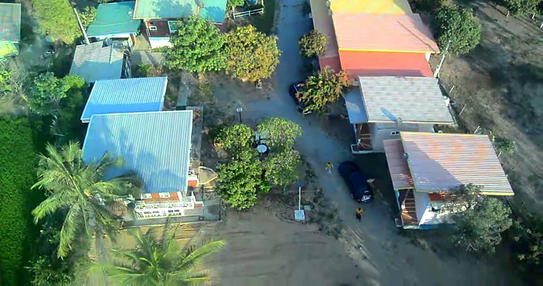 บ้านสวนรินี สามชุก - ที่ดินสวนกว้างขวางพร้อมสิ่งปลูกสร้างรวม 8 หลัง - 2
