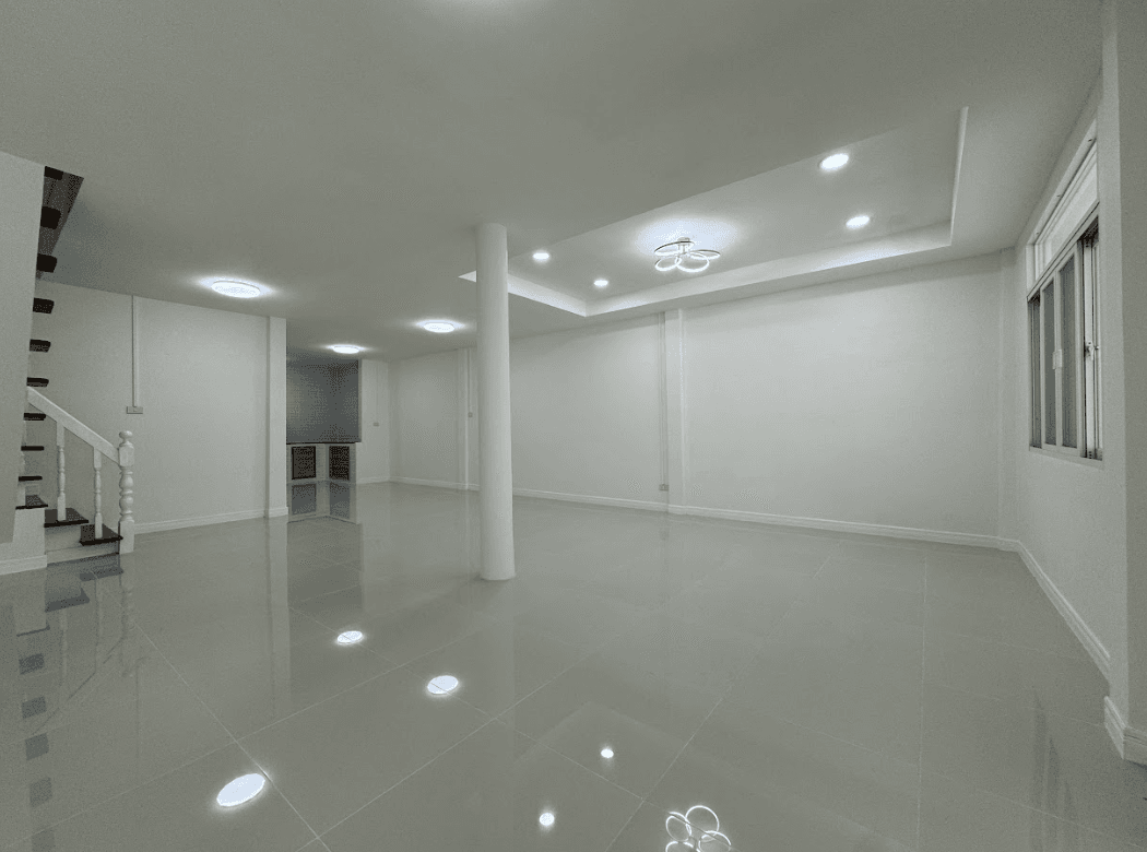 ทาวน์เฮาส์ 2 ชั้น รีโนเวทใหม่พรีเมียมทั้งหลัง - หมู่บ้านแสงอรุณ (โซนรามอินทรา-แฟชั่นไอส์แลนด์) - 10