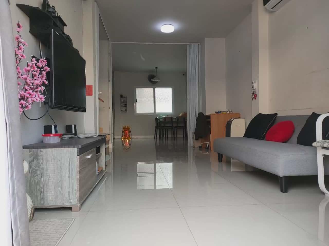 หมู่บ้าน PMC.HOME 6 พัทยา - ทาวน์โฮม 2 ชั้น แปลงหลังมุม ทำเลเดินทางสะดวก - 3