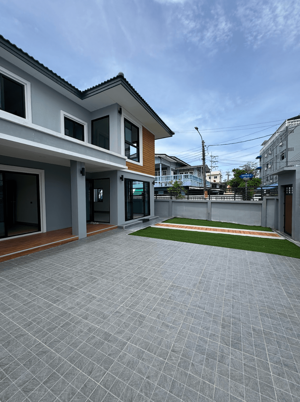 บ้านเดี่ยว 2 ชั้น ประชาอุทิศ 90 ซอยแก้วห้อง - 2