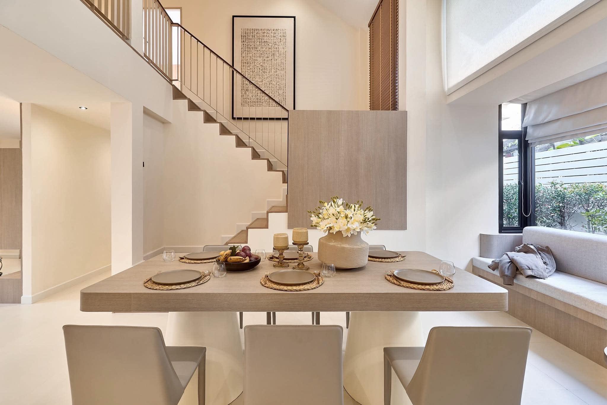 ขายบ้านเดี่ยว 2 ชั้น สร้างใหม่ สไตล์ Contemporary Modern ตกแต่งหรูเฟอร์นิเจอร์+เครื่องใช้ไฟฟ้าครบชุด โครงการหมู่บ้านพราว หางดง - 13