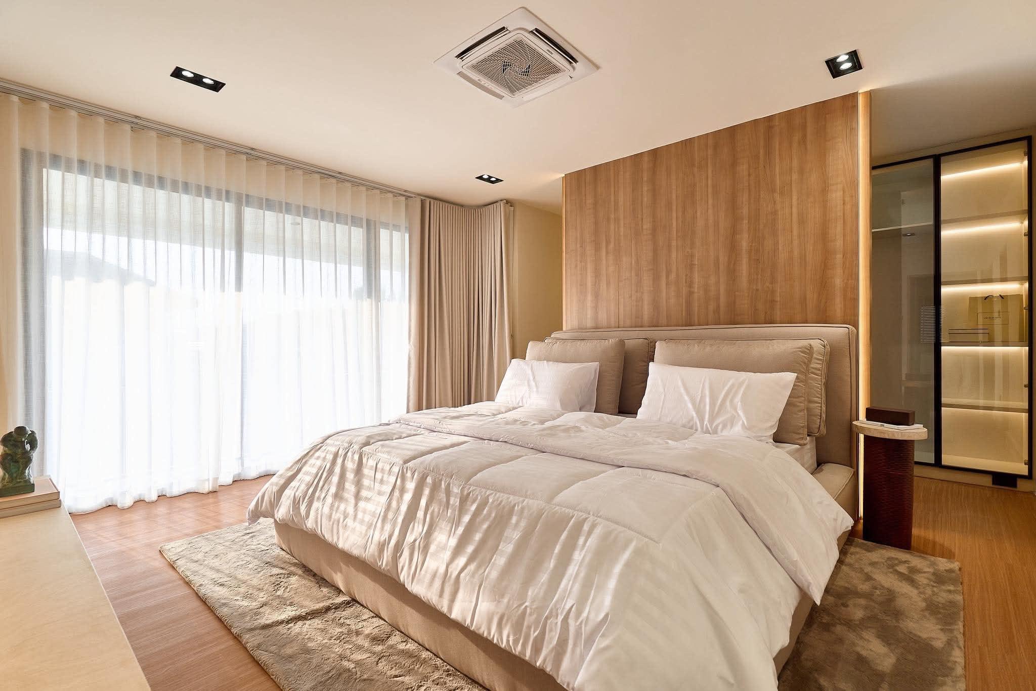 ขายบ้านเดี่ยว 2 ชั้น สร้างใหม่ สไตล์ Contemporary Modern ตกแต่งหรูเฟอร์นิเจอร์+เครื่องใช้ไฟฟ้าครบชุด โครงการหมู่บ้านพราว หางดง - 30