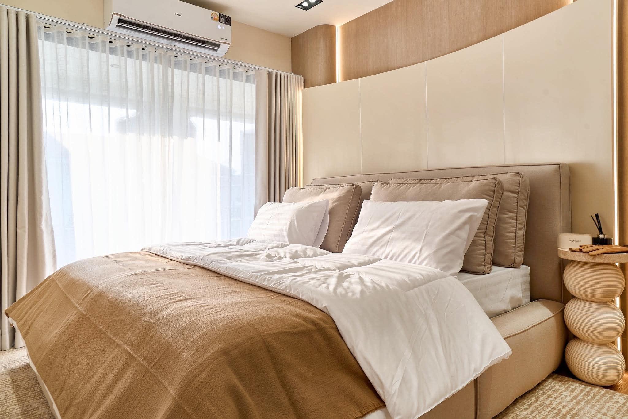 ขายบ้านเดี่ยว 2 ชั้น สร้างใหม่ สไตล์ Contemporary Modern ตกแต่งหรูเฟอร์นิเจอร์+เครื่องใช้ไฟฟ้าครบชุด โครงการหมู่บ้านพราว หางดง - 42