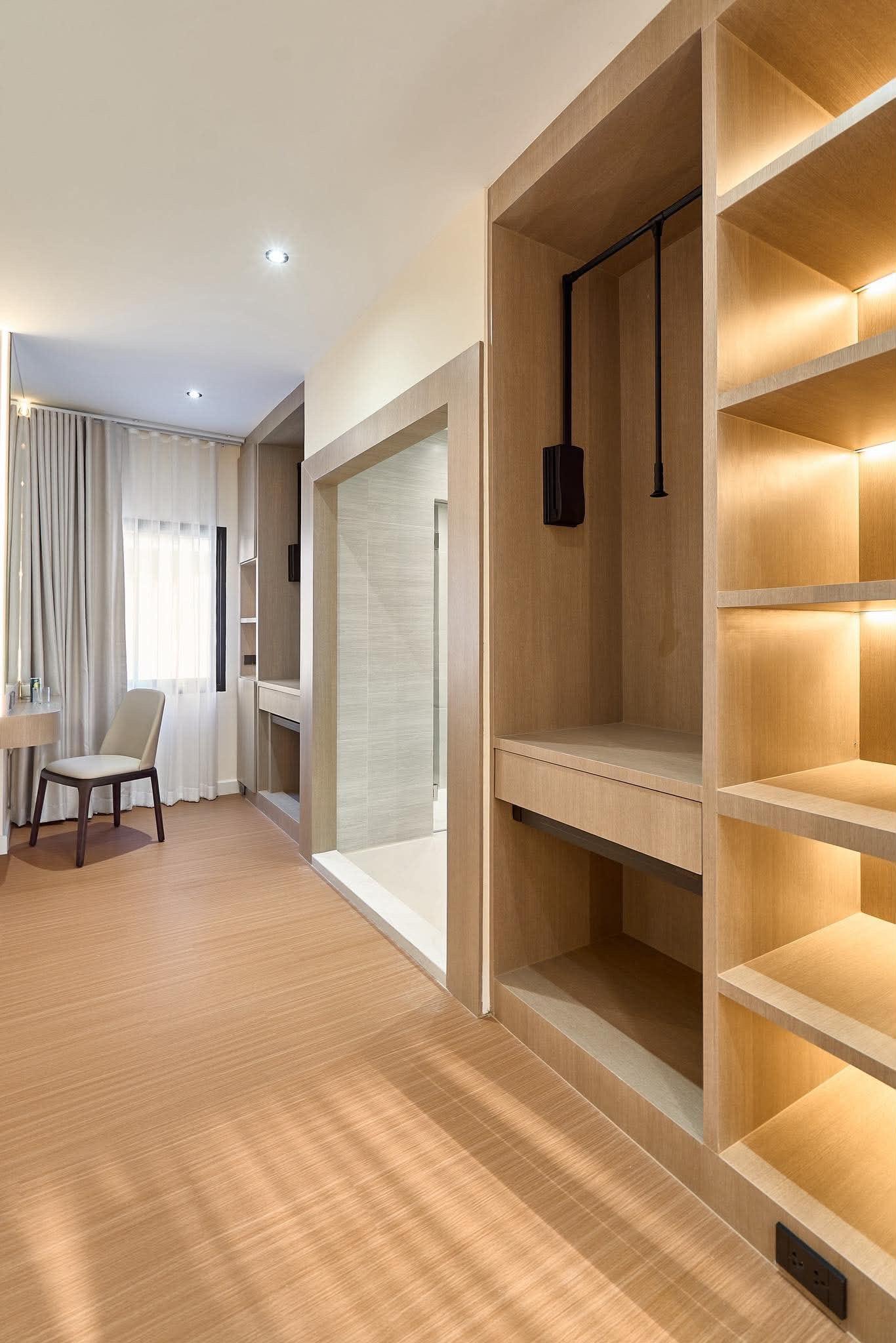 ขายบ้านเดี่ยว 2 ชั้น สร้างใหม่ สไตล์ Contemporary Modern ตกแต่งหรูเฟอร์นิเจอร์+เครื่องใช้ไฟฟ้าครบชุด โครงการหมู่บ้านพราว หางดง - 44