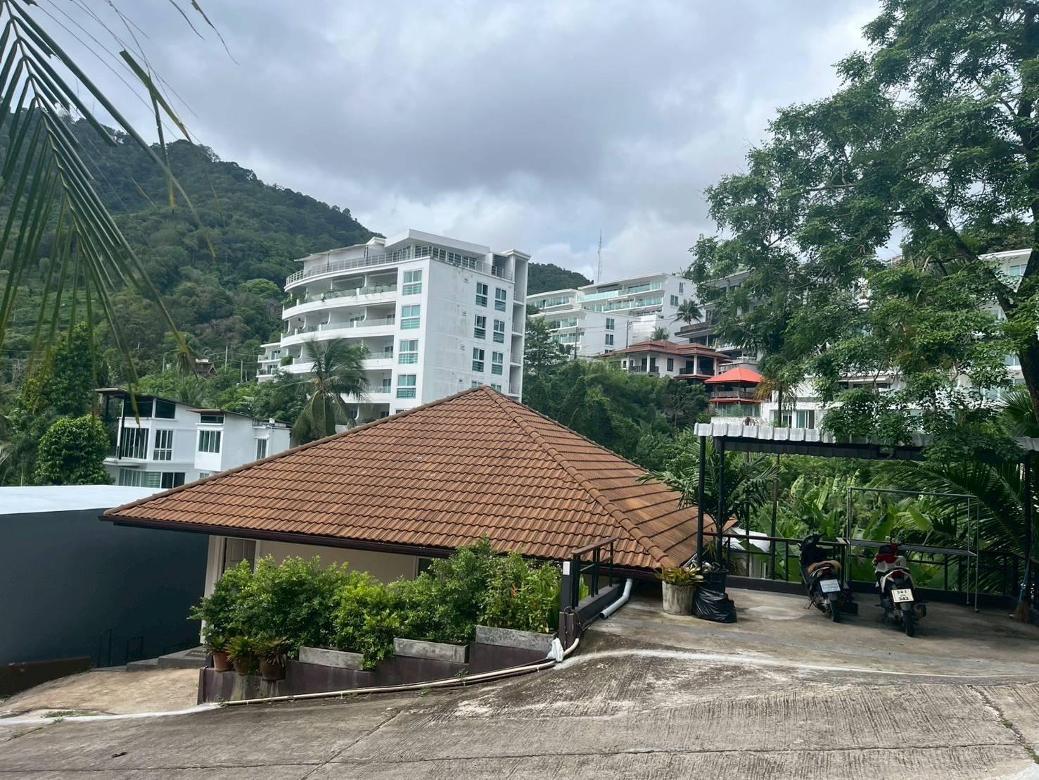 ขายพูลวิลล่าหรู 2 ชั้น ทำเลเนินเขาหาดกะตะ ภูเก็ต (ซอยหลังดับเพลิงโคกโตนด) 4 ห้องนอน 4 ห้องน้ำ สระว่ายน้ำส่วนตัว - 31