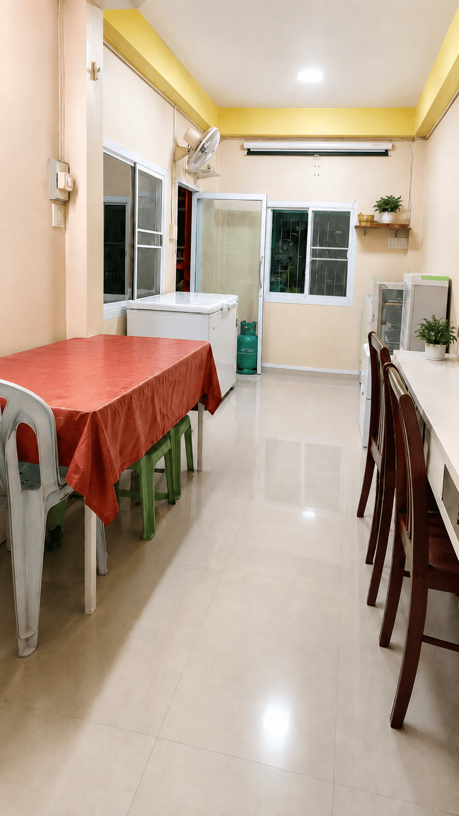 🏡 ขายบ้านเดี่ยวชั้นเดียว ทำเลดี พร้อมห้องทำงานแยก ใกล้ใจกลางเมืองนครสวรรค์ 64 ตร.วา 3 นอน 2น้ำ - 9