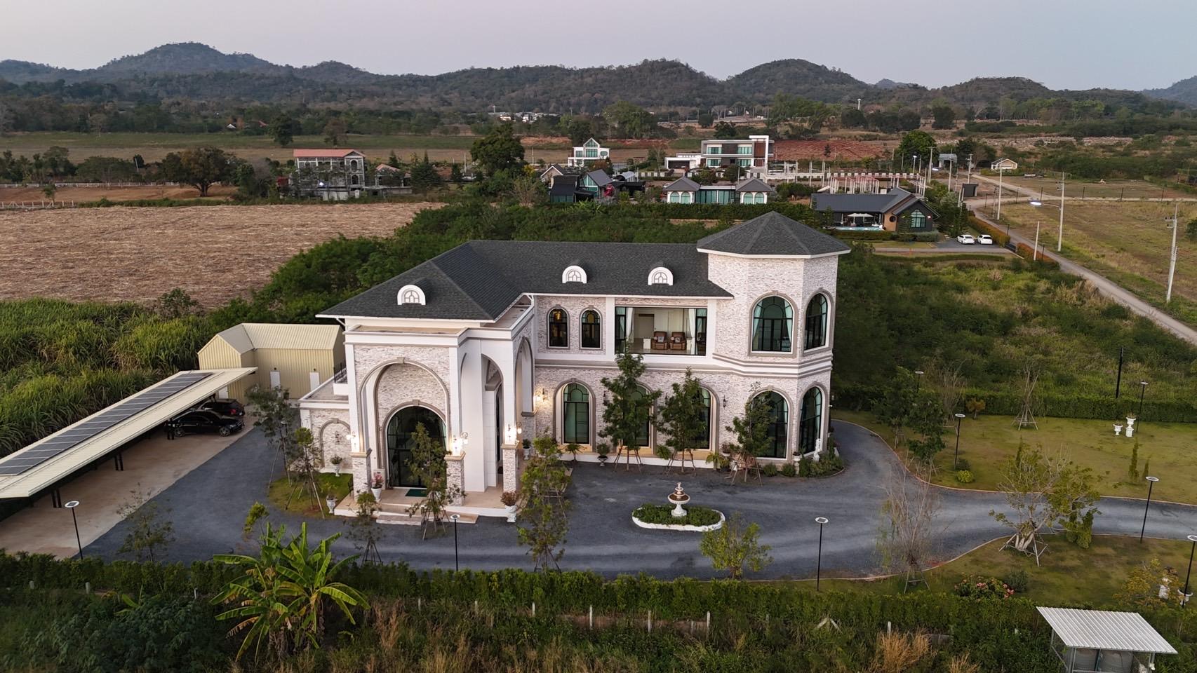 ขายคฤหาสน์เขาใหญ่ Luxury Villa วิว 360 องศา บนเขาสูง ใกล้ Toscana Valley - 1