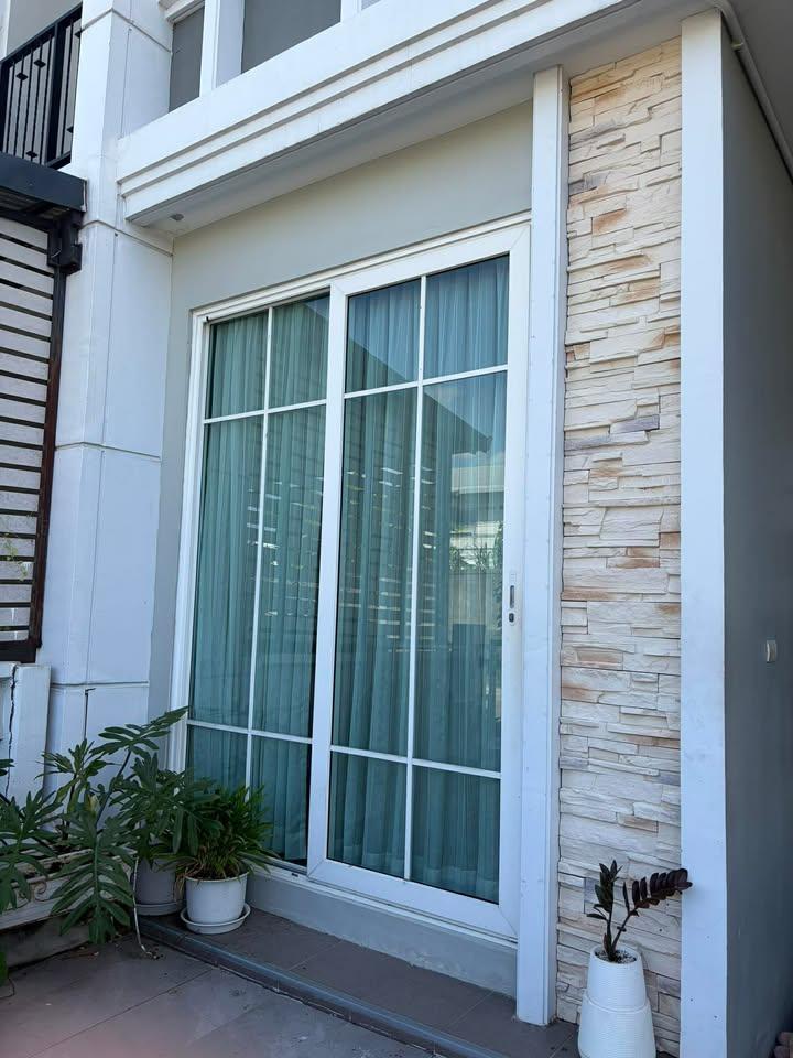 ราคาดีหลังสุดท้าย!! หมู่บ้าน Golden Town รามอินทรา-วงแหวน - 2