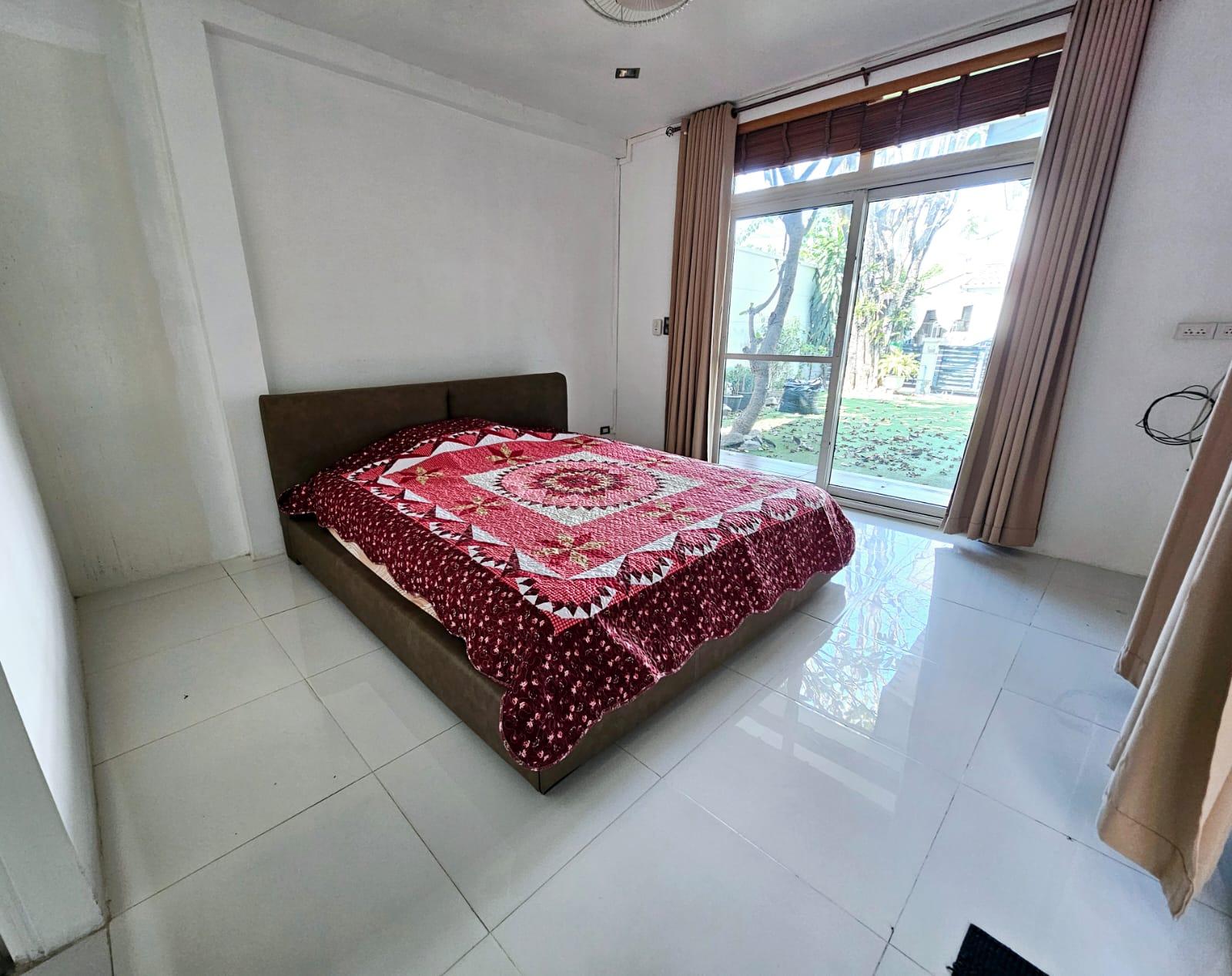 ทาวน์เฮ้าส์ 4 ห้องนอน ในโครงการ Plus Citypark Srinagarindra Suanluang (พลัส ซิตี้ พาร์ค ศรีนครินทร์ สวนหลวง) - 5