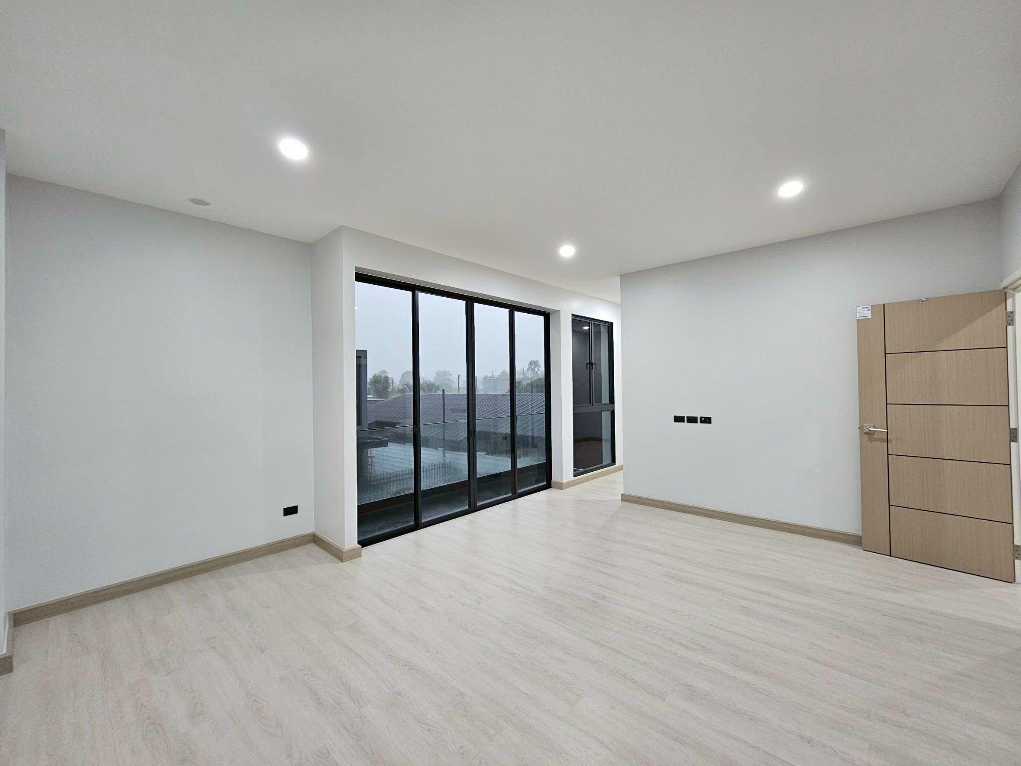 🆕 บ้านเดี่ยวพรีเมียมพร้อมอยู่ หางดง-บ้านถวาย การันตีน้ำไม่ท่วม 100%! เชื่อมต่อชีวิตเมือง ใกล้สนามบินและ Central Airport Plaza เริ่มต้น 5.88 ลบ. - 13
