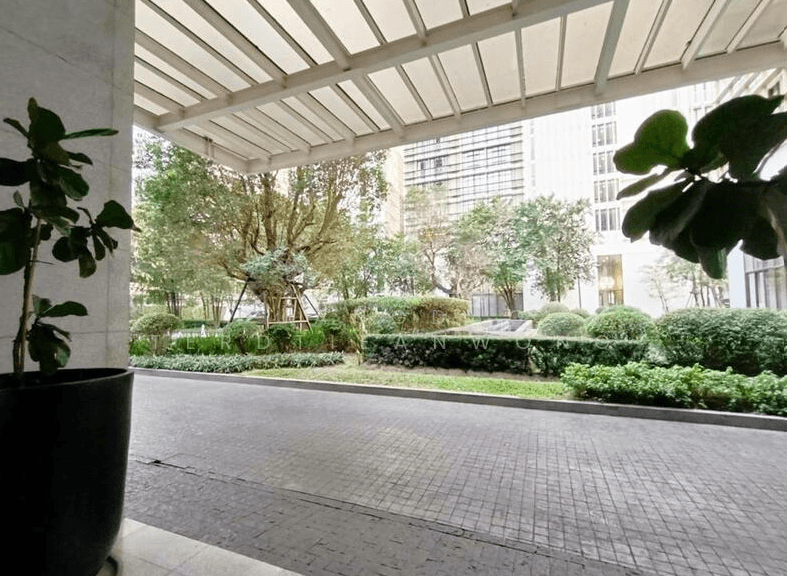 คอนโดหรู ใจกลางสขุมวิท 24 Park Origin Phrom Phong (Park 24) - 17