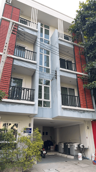 อาคารพาณิชย์ 4 ชั้น กึ่งหอพักและสำนักงาน - ทำเลบางแสน - 1
