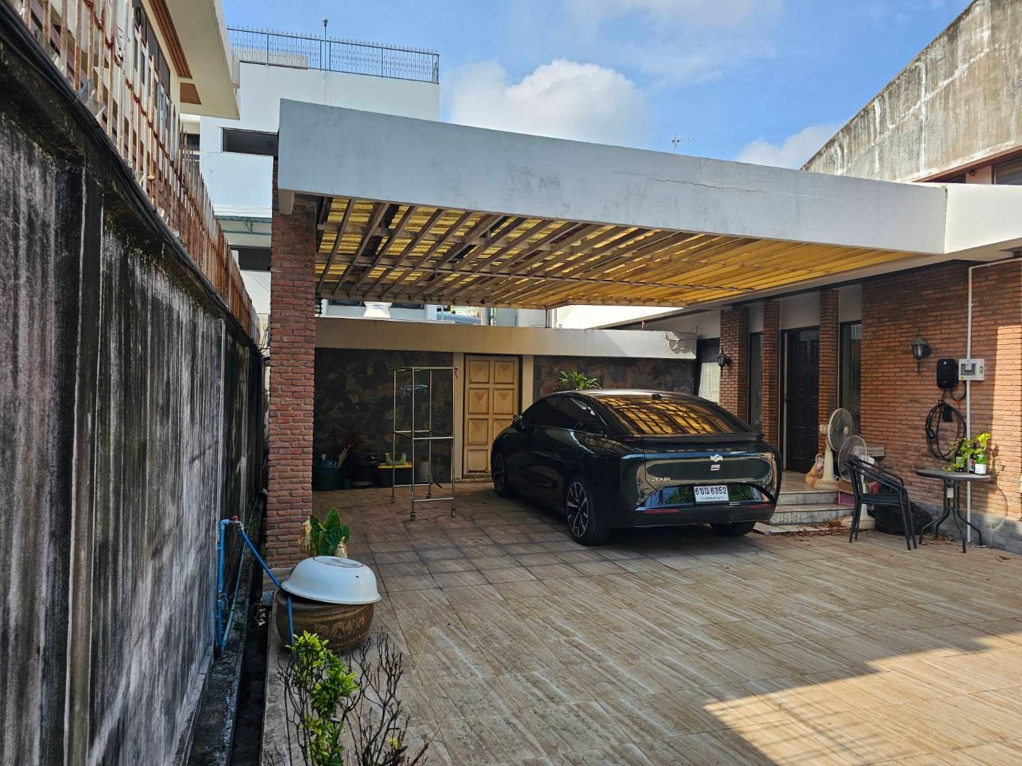 House No. 4 บ้านเดี่ยวแปลงสวยและที่ดินศักยภาพสูงเพื่อการพัฒนา - พหลโยธิน 44 - 5