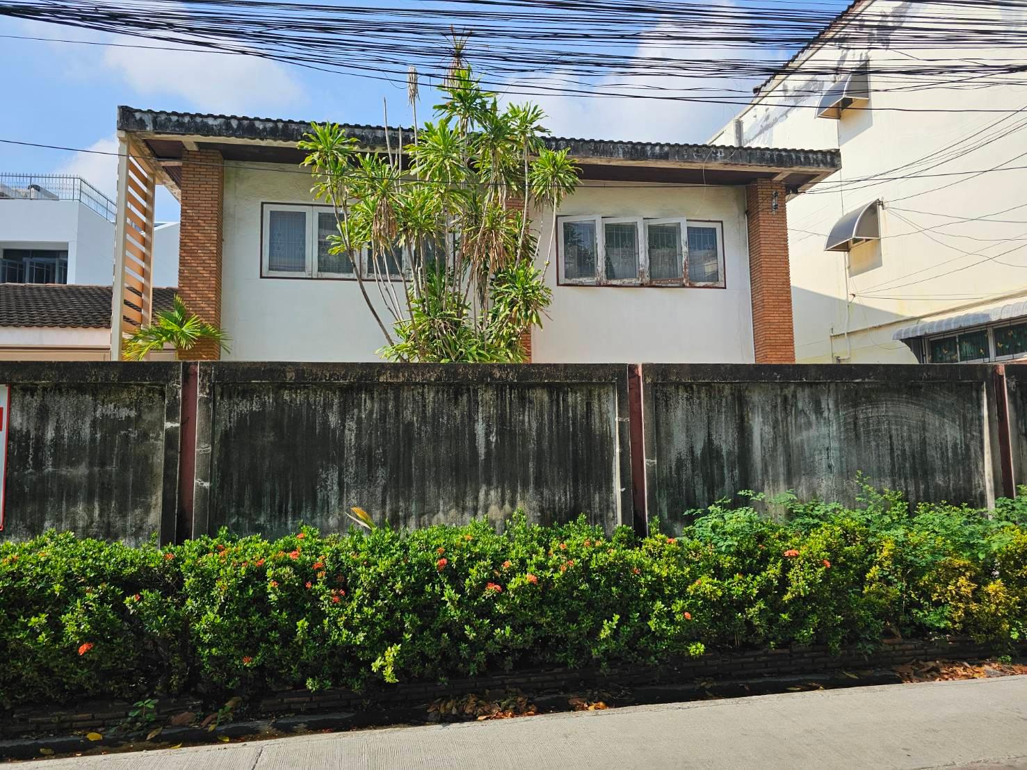 House No. 4 บ้านเดี่ยวแปลงสวยและที่ดินศักยภาพสูงเพื่อการพัฒนา - พหลโยธิน 44 - 6