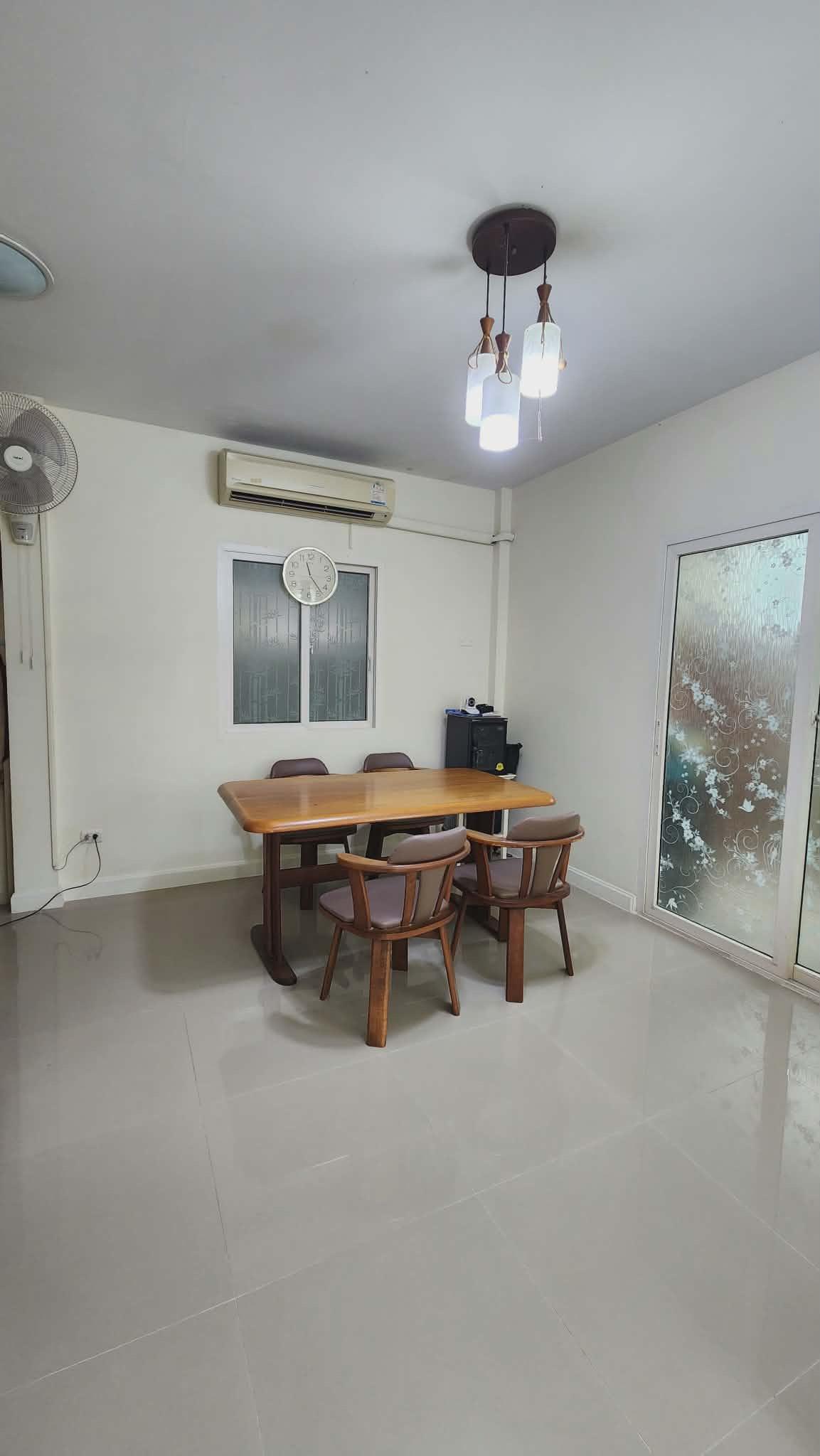 หมู่บ้านเดอะวิลล่า รัตนาธิเบศร์ (ท่าอิฐ) - บ้านแฝดหลังมุม ทำเลดี ใกล้รถไฟฟ้า มีพื้นที่สวน - 27