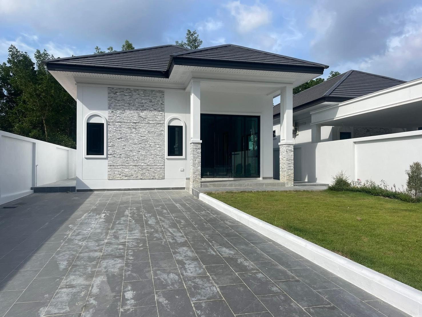 🏠 บ้านดาราสิริ 1 คลองเตย 19 พื้นที่กว้างที่สุด! ในราคาสุดคุ้ม ✨ เบื่อความอึดอัด... มาอยู่บ้านที่โปร่งสบาย บนเนื้อที่จุใจ 88 ตร.ว. ใกล้รพ หาดใหญ่ 10 นาที - 11