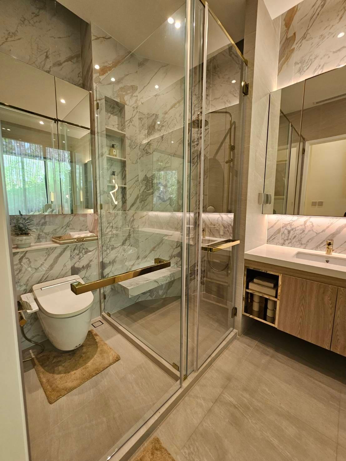 Origin Thonglor World - Prestige - 5