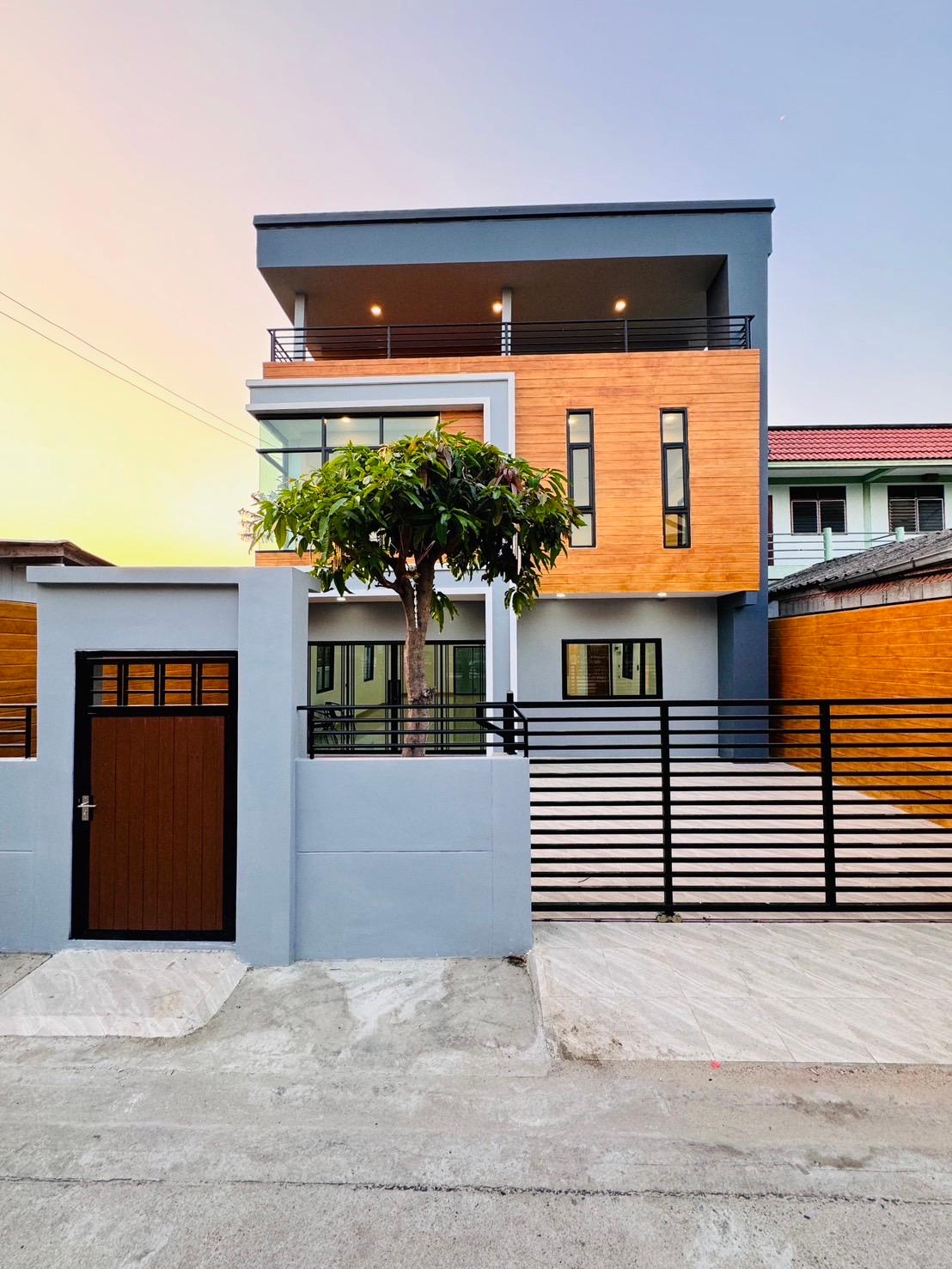 บ้านเดี่ยว 3 ชั้น ประชาอุทิศ 96 - 1