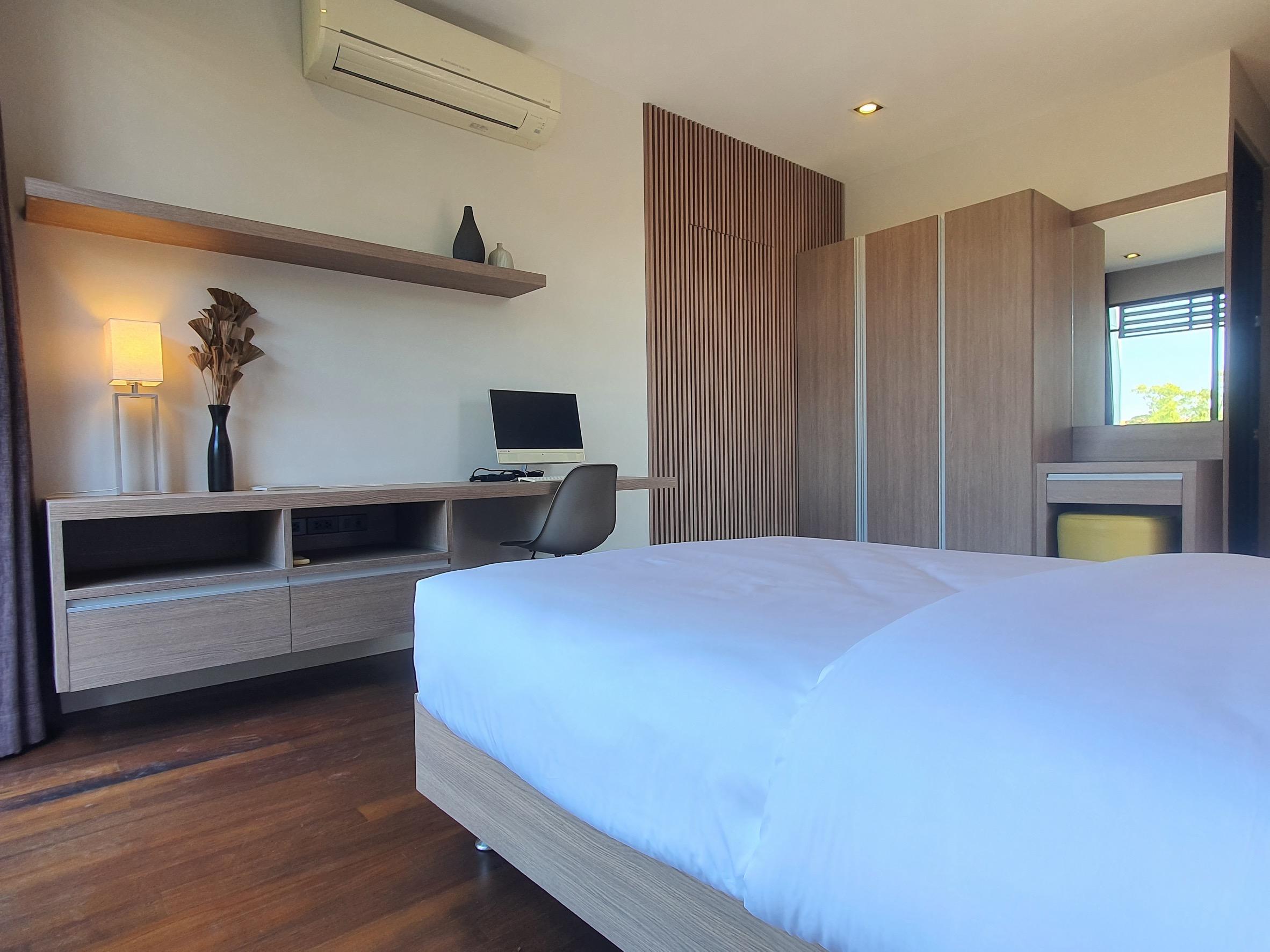 ขายคฤหาสน์หรู 2 ชั้น สไตล์ Modern Tropical เนื้อที่ 300 ตร.ว. โครงการระดับไฮเอนด์ หมู่บ้านปัญญาอินทรา P.7 - 18
