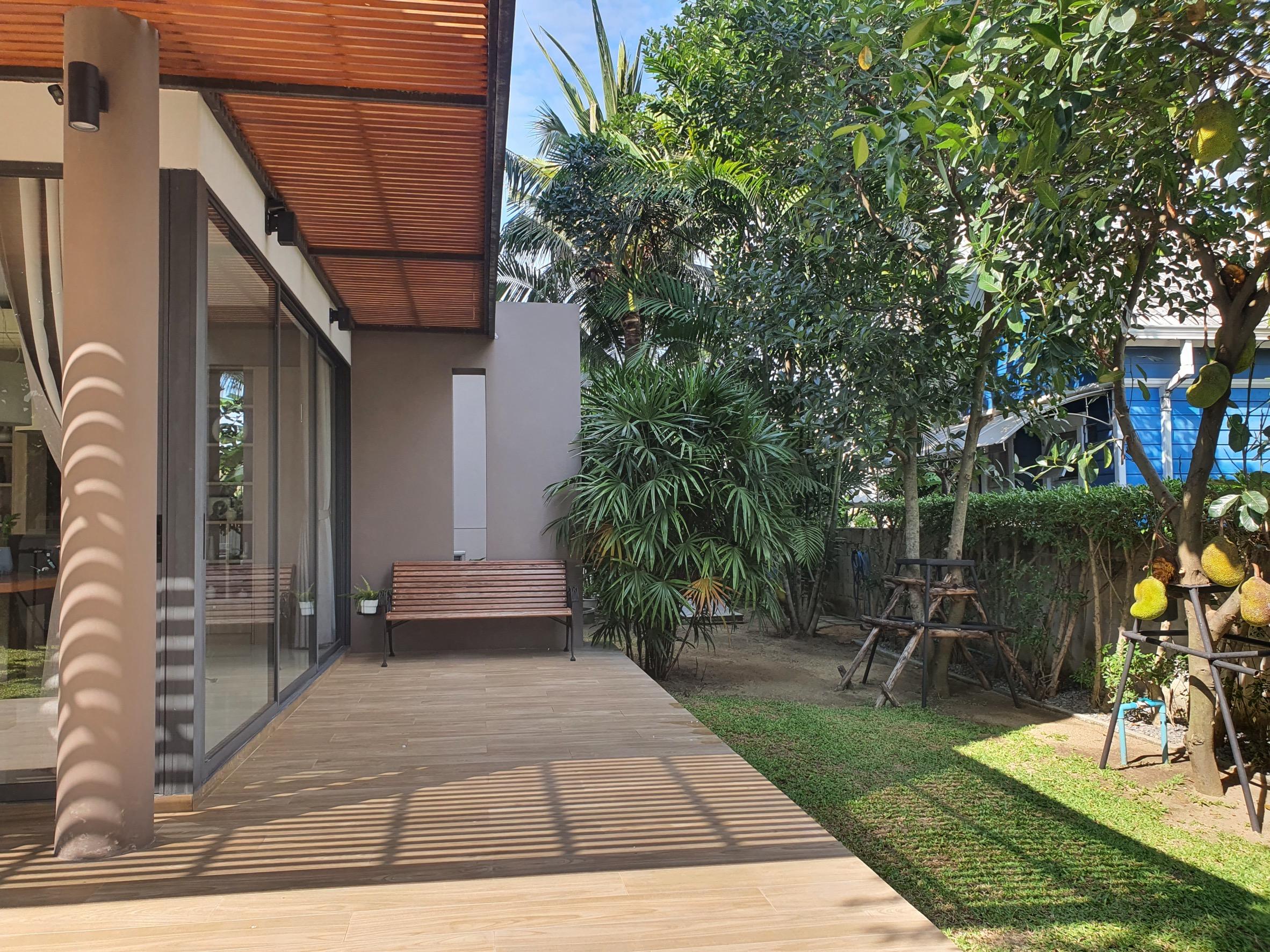 ขายคฤหาสน์หรู 2 ชั้น สไตล์ Modern Tropical เนื้อที่ 300 ตร.ว. โครงการระดับไฮเอนด์ หมู่บ้านปัญญาอินทรา P.7 - 9