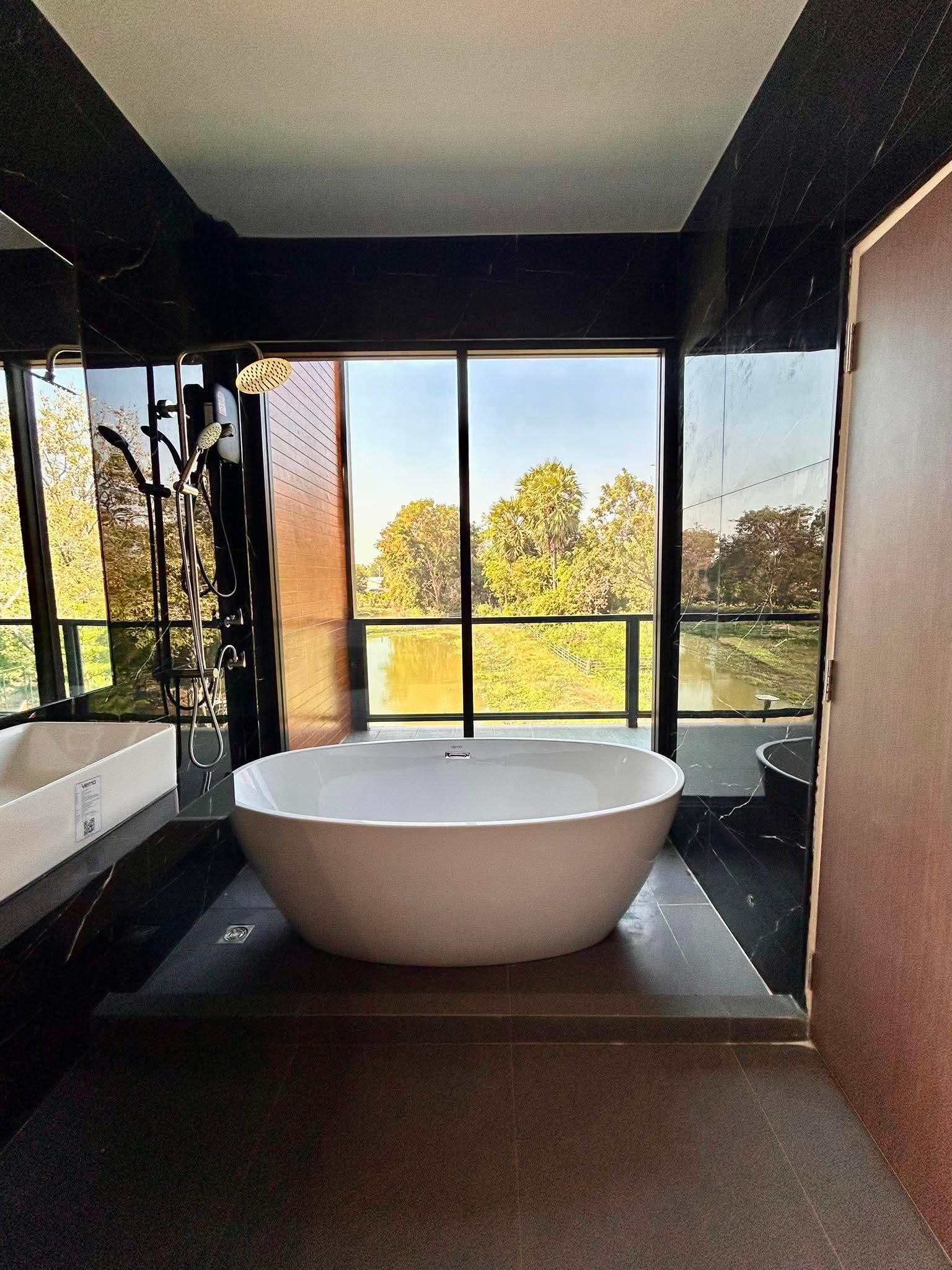 ขายบ้านสวนดอนกระทิง บ้านเดี่ยว 2 ชั้น สร้างใหม่สไตล์พูลวิลล่าลักชัวรีผสมผสานคาเฟ่ เนื้อที่ดินเกือบ 3 ไร่เต็ม - 19
