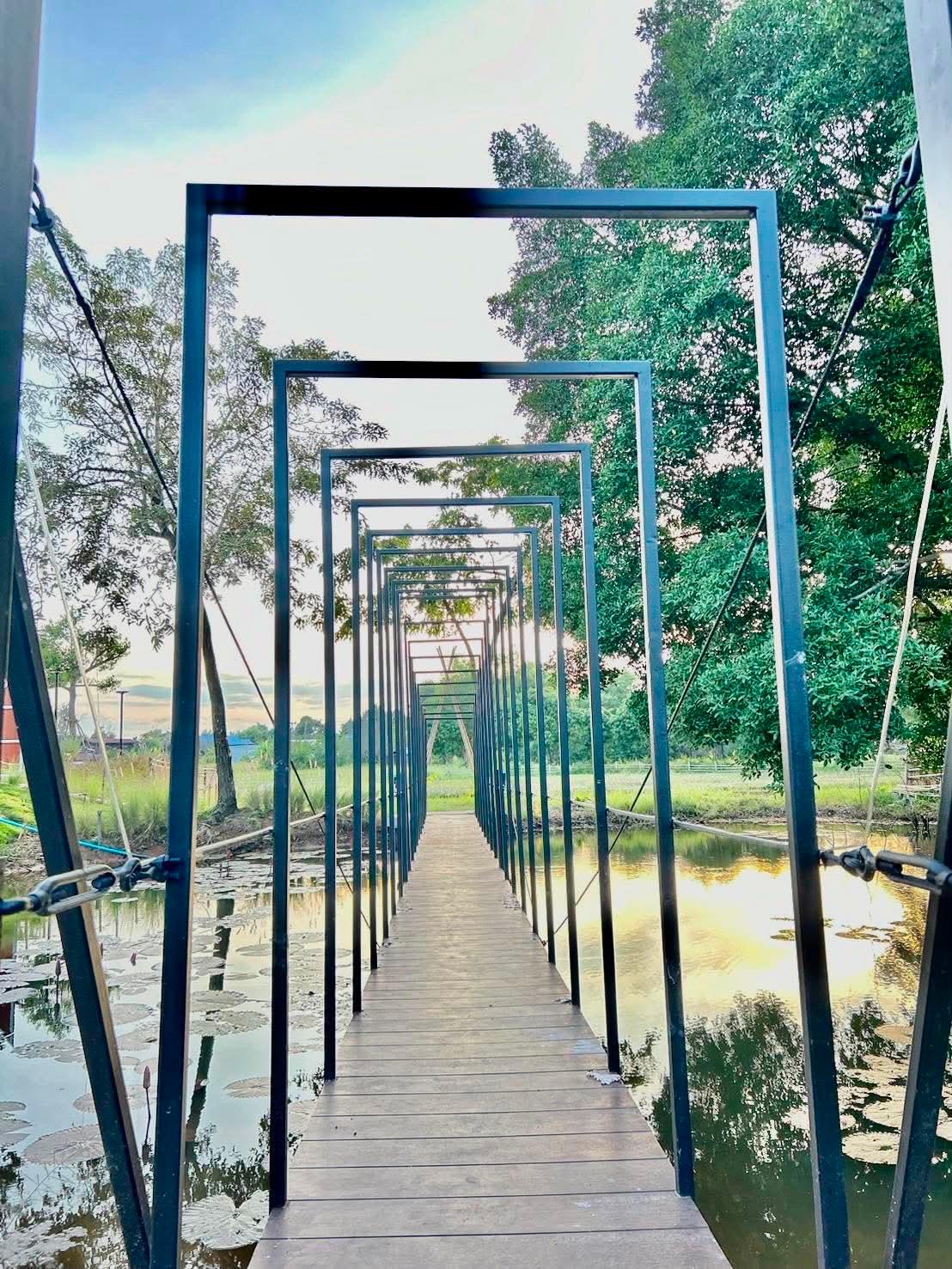 ขายบ้านสวนดอนกระทิง บ้านเดี่ยว 2 ชั้น สร้างใหม่สไตล์พูลวิลล่าลักชัวรีผสมผสานคาเฟ่ เนื้อที่ดินเกือบ 3 ไร่เต็ม - 7