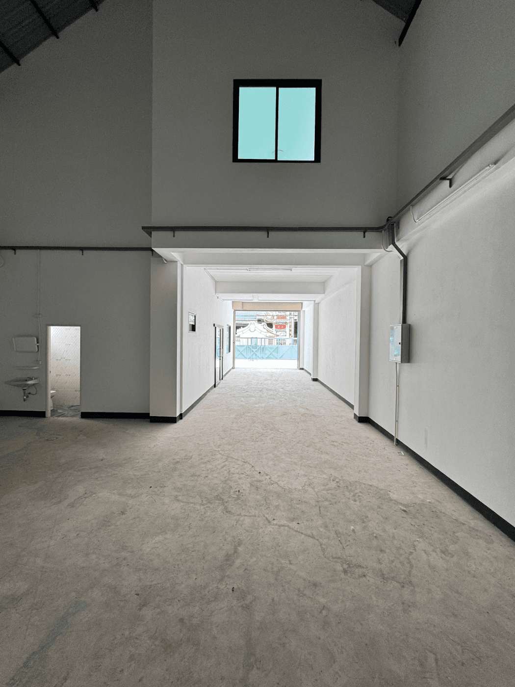 ขาย/เช่า SEVEN WAREHOUSE & FACTORY โกดังพร้อมที่อยู่อาศัยสไตล์นอร์ดิกพรีเมียม ใกล้ รพ.ลาดหลุมแก้ว - 12
