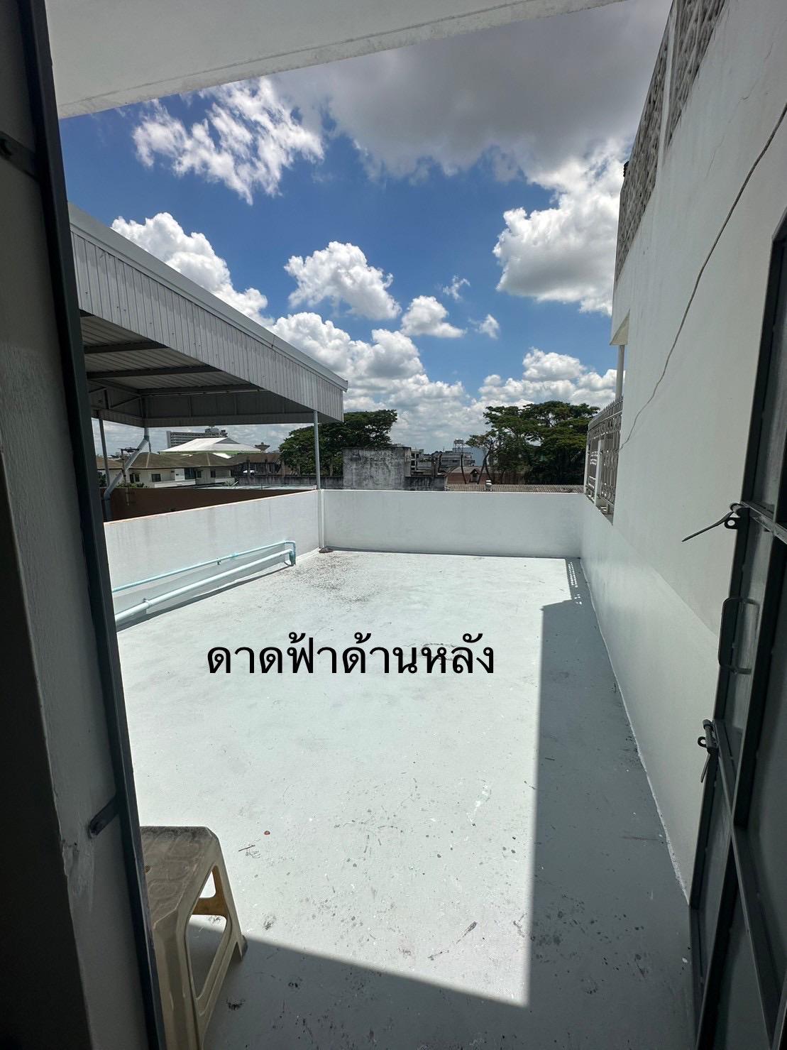 ขาย/ให้เช่า อาคารพาณิชย์ 3 ชั้น รีโนเวทใหม่ทั้งหลัง หน้ากว้าง 4.5 เมตร ถนนนิภัทธ์สงเคราะห์ 1 ซอย 4 ใจกลางเมืองหาดใหญ่ ตรงข้ามหลังแบงค์ชาติ - 10