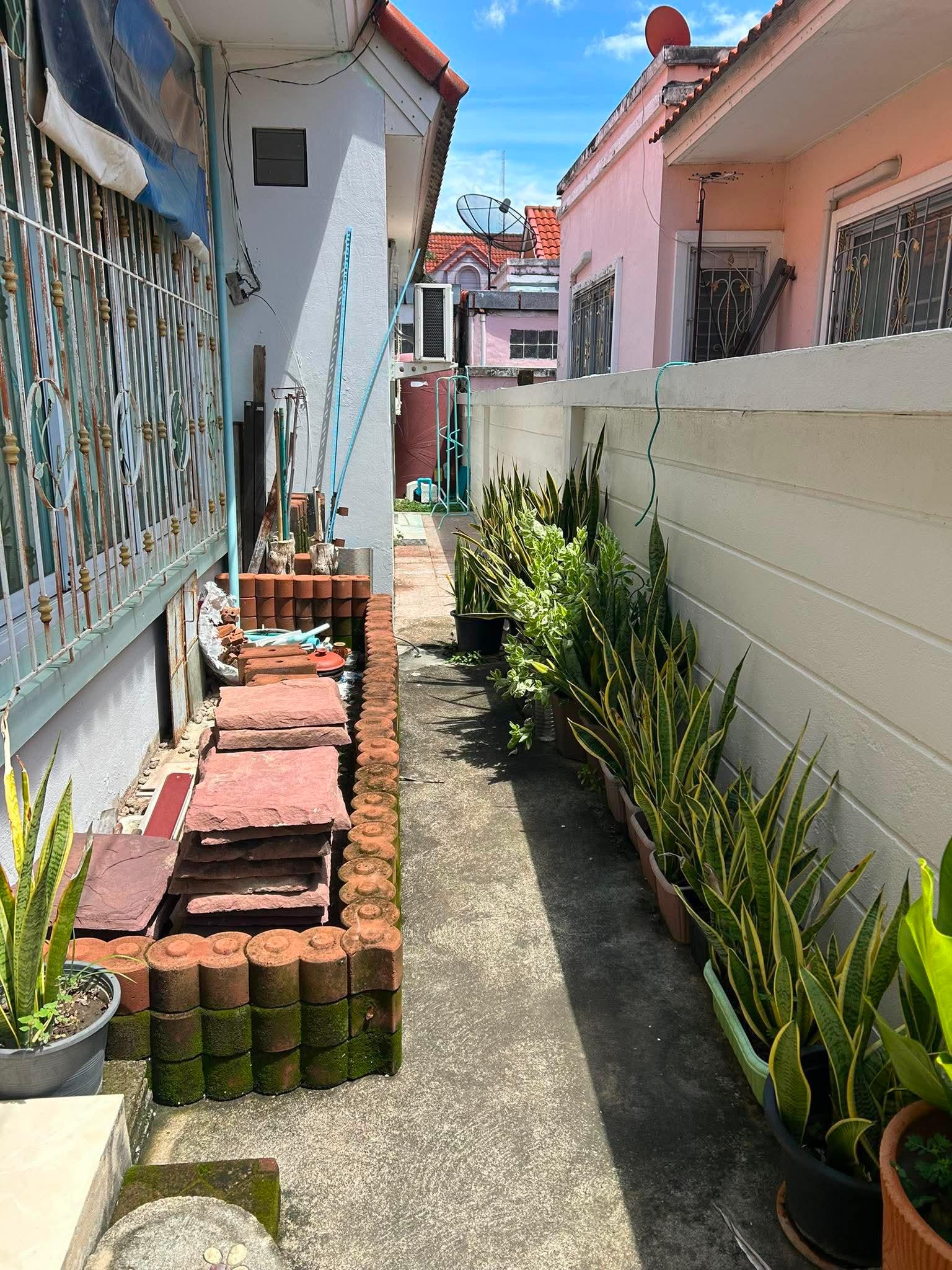 🏡 ขายบ้านเดี่ยวชั้นเดียว ทำเลดี พร้อมห้องทำงานแยก ใกล้ใจกลางเมืองนครสวรรค์ 64 ตร.วา 3 นอน 2น้ำ - 12