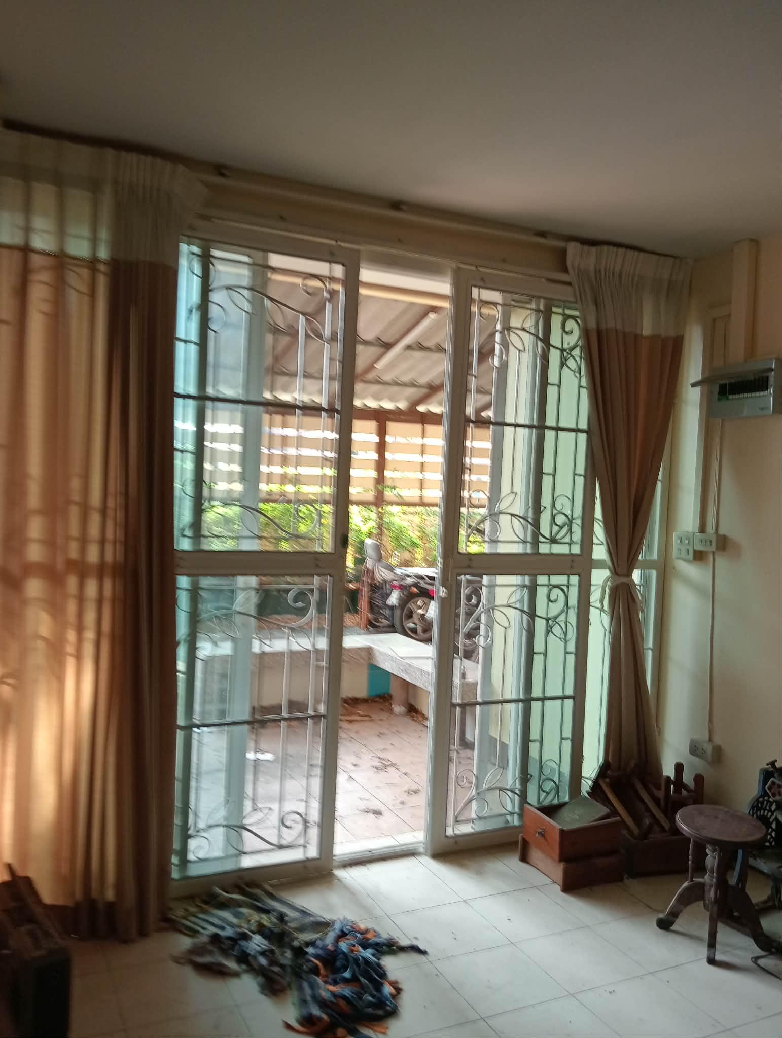 ขายบ้านเดี่ยวชั้นเดียว หมู่บ้านศรีนครพัฒนา นวมินทร์ 24 เนื้อที่ 61 ตร.ว. ใกล้เดอะมอลล์บางกะปิ 3.55 ลบ. - 22
